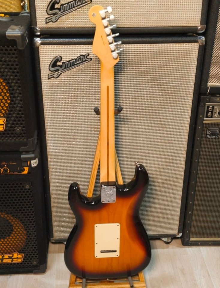 Fender 60th Anniversary American Stratocaster de segunda mano · Foto 3 de 10 · Barcelona · 1000 €