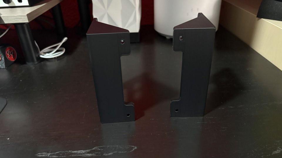 Orejas Rack Behringer XR18/XR16 Midas MR18 de segunda mano · Foto 3 de 3 · Madrid · 15 €