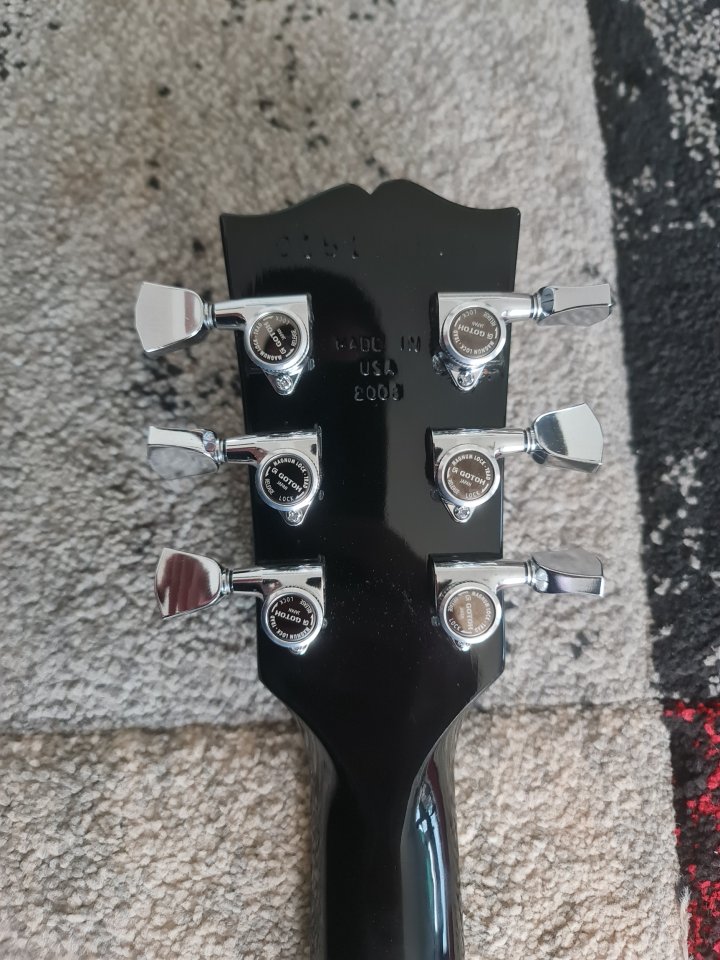 Gibson SG Guitar of the week 2008