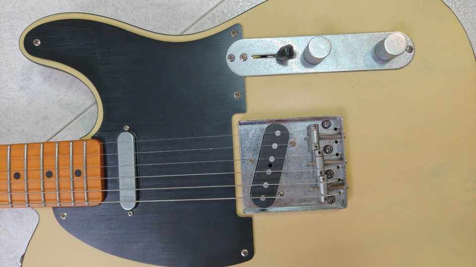 Squier Telecaster 40 aniversario de segunda mano · Foto 2 de 7 · Bizkaia · 350 €