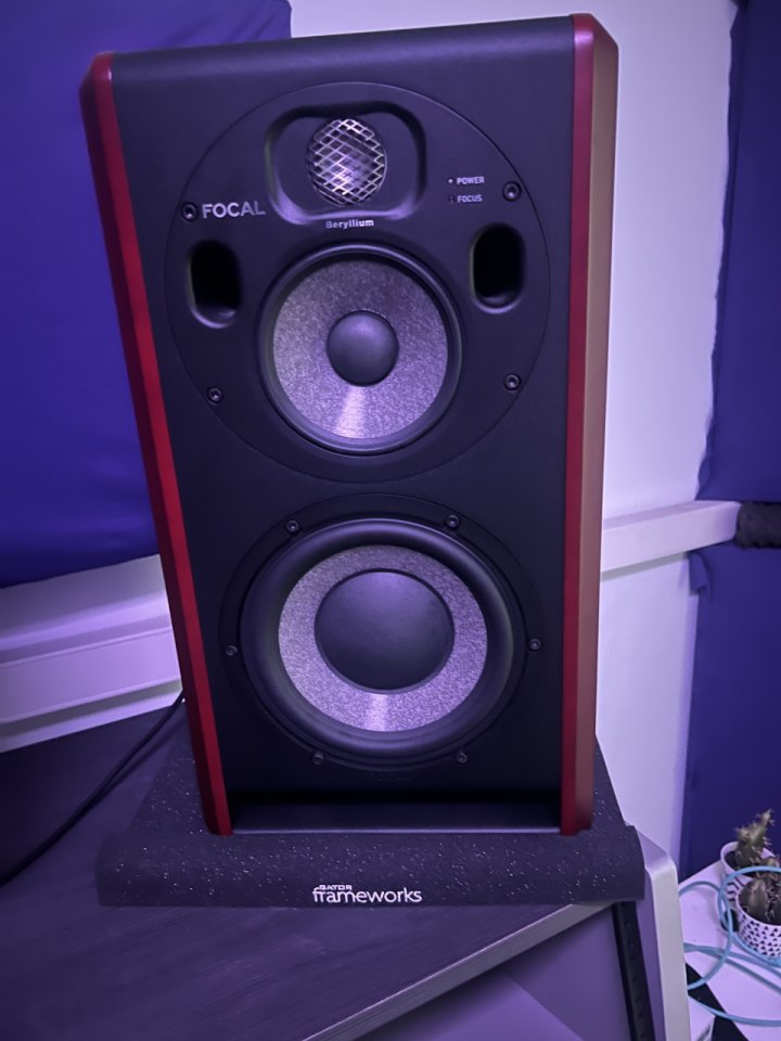 Focal Trio6 Pareja de segunda mano · Foto 2 de 2 · Las Palmas · 3200 €