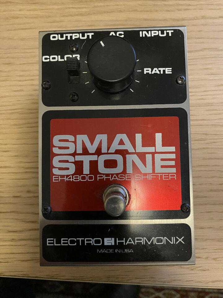 Electro Harmonix Small Stone EH4800 de los 80's