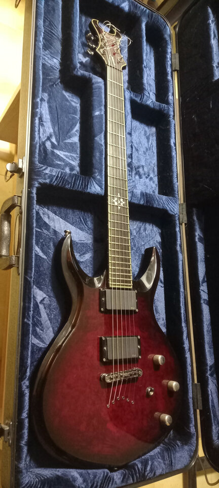 Schecter Diamond series Devil Custom Blood Red