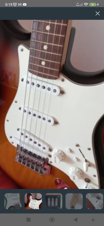 Guitarra eléctrica Fender Roland GC-1 con pastillas Fender Fat 60's.