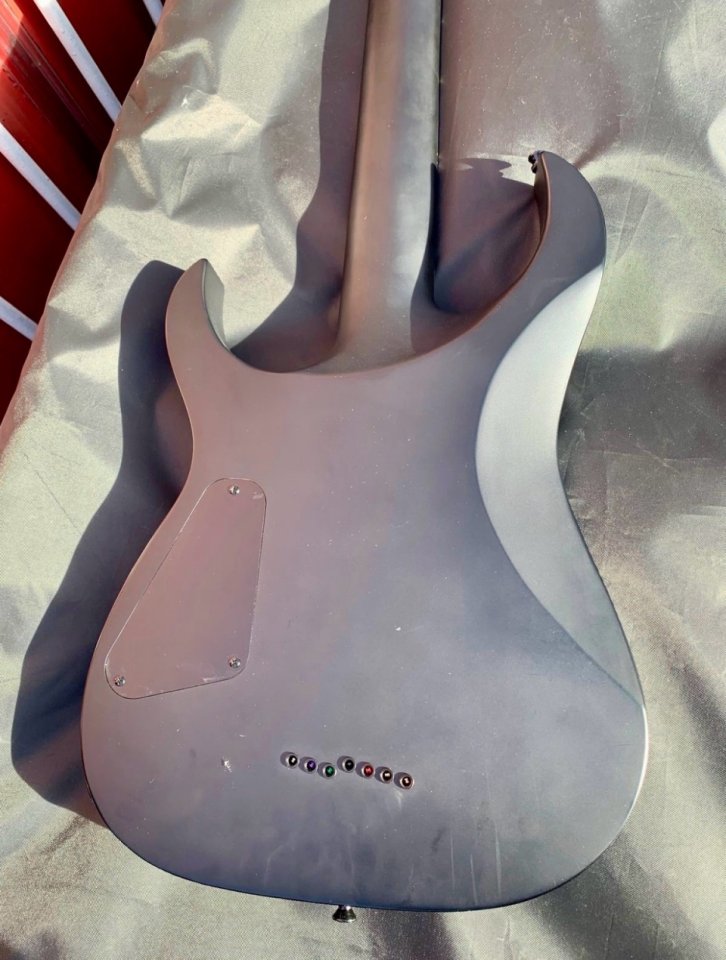 Harley Benton Baritone 7 SBK de segunda mano · Foto 4 de 9 · Barcelona · 275 €