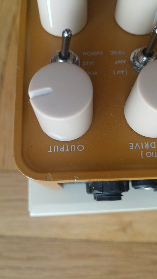 UAFX Enigmatic 82 Overdrive Special Amp. Universal Audio de segunda mano · Foto 3 de 5 · Madrid · 235 €