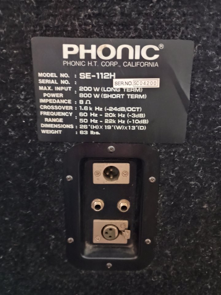 Pantallas PA pasivas Phonic 12" de segunda mano · Foto 4 de 6 · Asturias · 150 €
