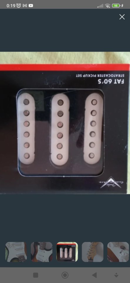 Guitarra eléctrica Fender Roland GC-1 con pastillas Fender Fat 60's.