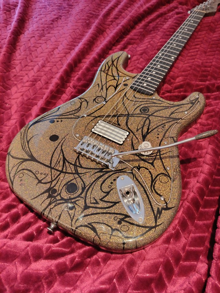Guitarra Eléctrica LKE Golden Abyss de segunda mano · Foto 2 de 10 · Cantabria · 400 €