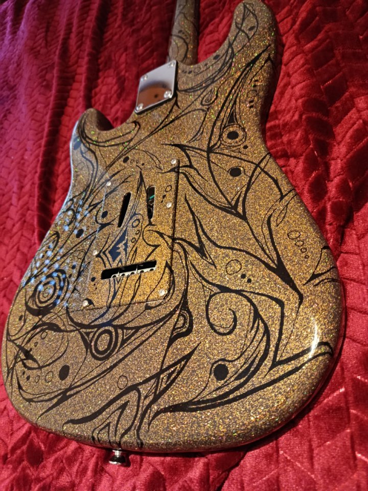 Guitarra Eléctrica LKE Golden Abyss de segunda mano · Foto 3 de 10 · Cantabria · 400 €