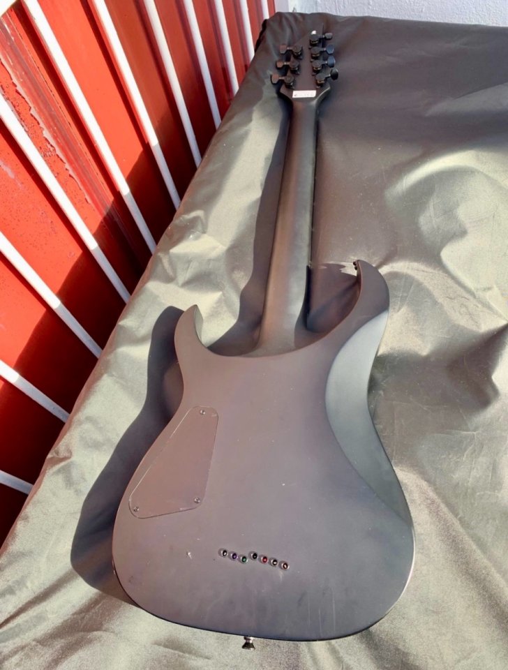 Harley Benton Baritone 7 SBK de segunda mano · Foto 7 de 9 · Barcelona · 275 €