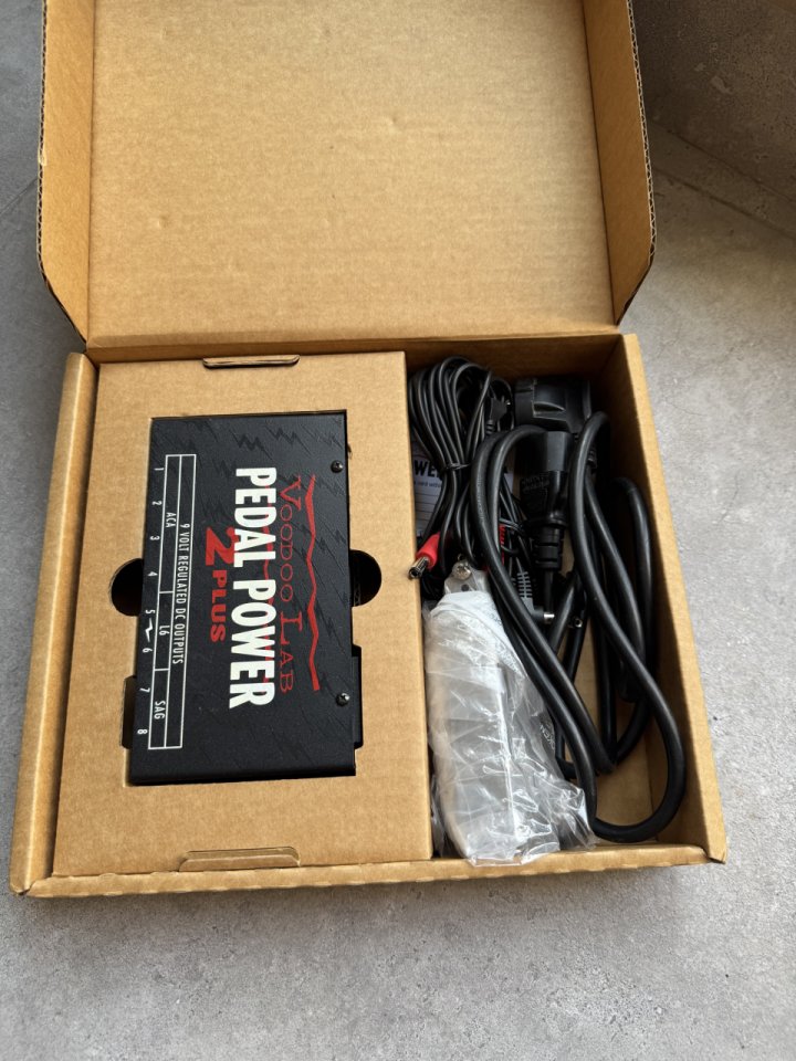Voodoo Labs Pedal Power 2 Plus de segunda mano · Foto 1 de 3 · Barcelona · 100 €