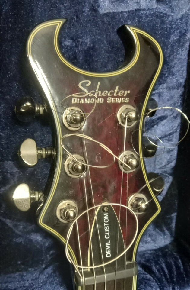 Schecter Diamond series Devil Custom Blood Red