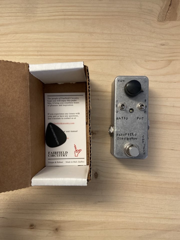 Pedales Fairfield Circuitry + Pedalera Palmer Pedalboard 60