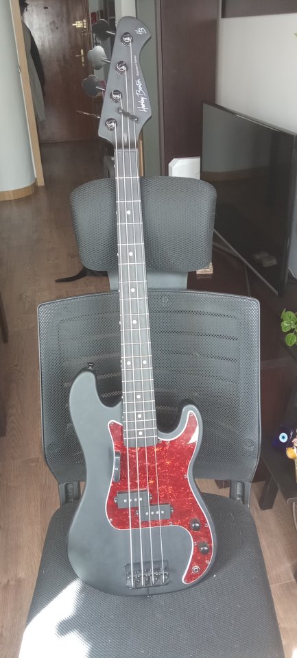 Harley Benton PB-Shorty SBK Standard Series de segunda mano · Foto 2 de 5 · Madrid · 85 €