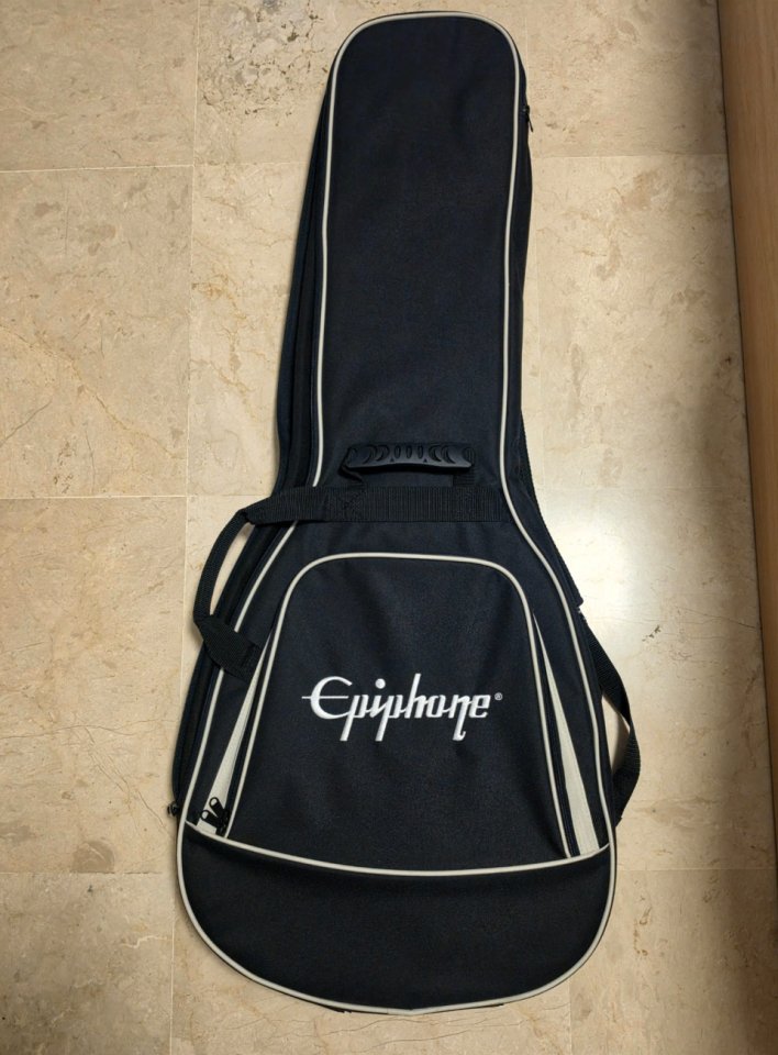 Funda Epiphone Les Paul/sg de segunda mano · Foto 1 de 2 · Málaga · 30 €