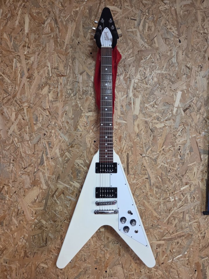 Gibson flying V 2017