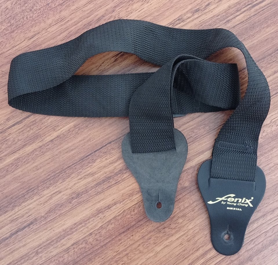 Correa de guitarra eléctrica Fénix by Young Chang USA de segunda mano · Cuenca · 10 €