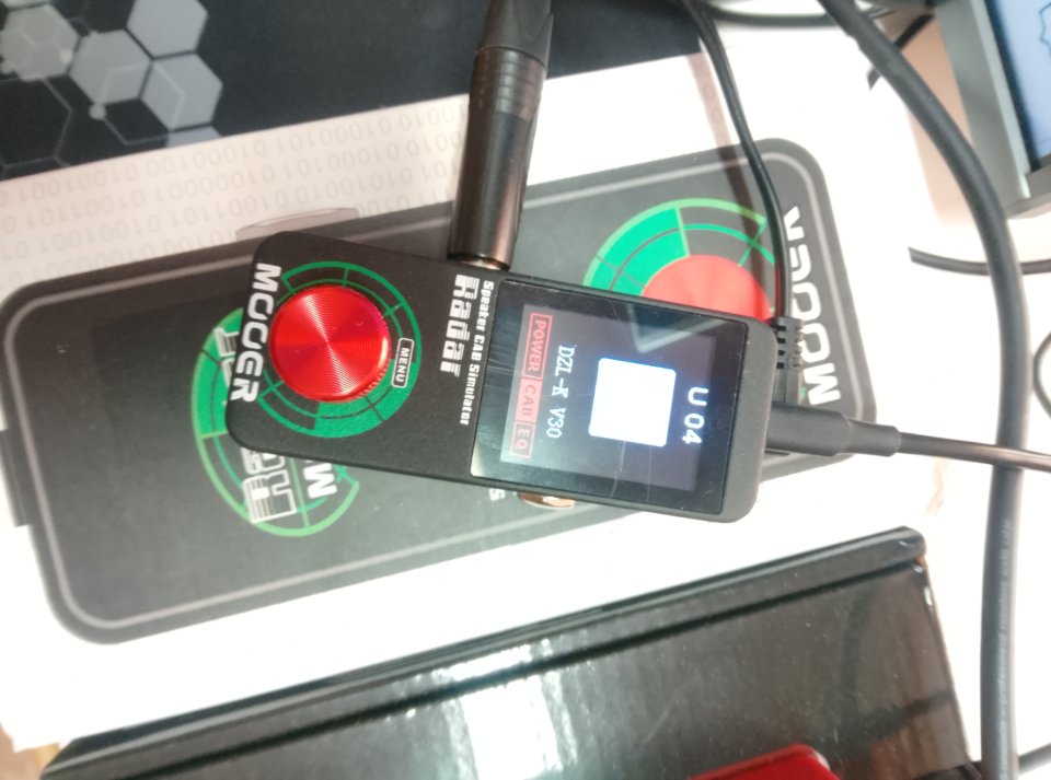 pod express de line 6 y mooer de radar 190 euros los dos. de segunda mano · Foto 3 de 5 · Barcelona · 190 €