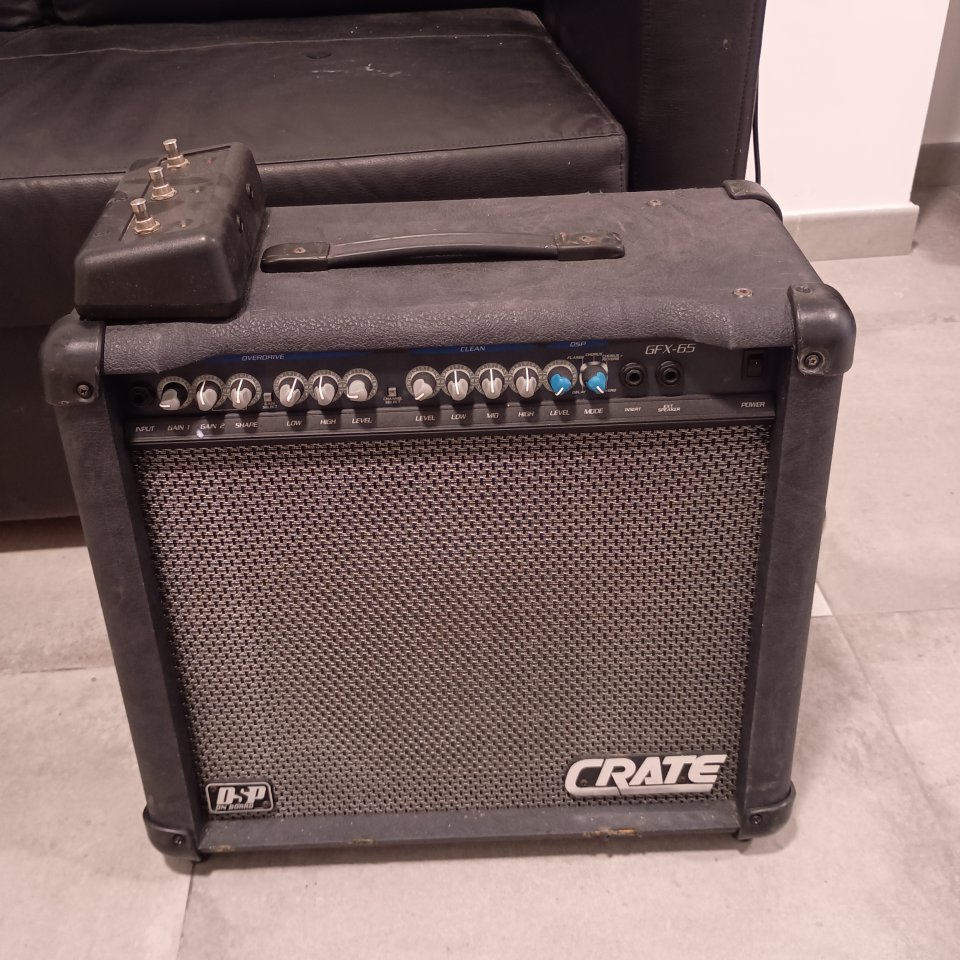 Amplificador Crate GFX65 de segunda mano · Foto 1 de 6 · Málaga · 150 €