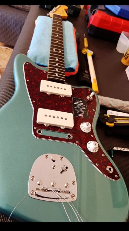 Luthier diferentes servicios de segunda mano · Foto 9 de 10 · Alicante