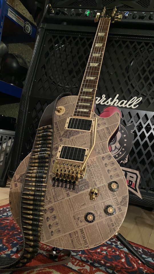 Clases de guitarra eléctrica de segunda mano · Foto 1 de 2 · Madrid