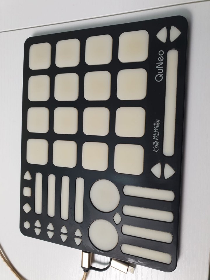 Quneo Keith Mcmillen de segunda mano · Foto 2 de 2 · Madrid · 75 €