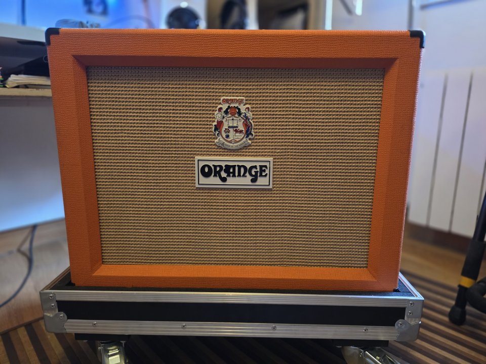 Orange rockreverd 50 w Mk lll 212 de segunda mano · Foto 1 de 4 · Araba · 2000 €