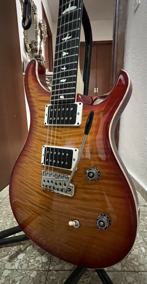 PRS CE 24 Dark Cherry Sunburst. de segunda mano · Foto 2 de 10 · Córdoba · 1500 €
