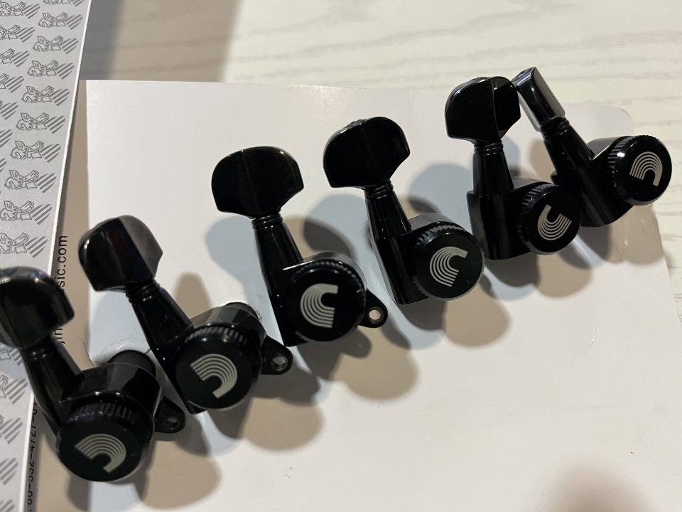 Afinadores D’Addario Auto-Trim Negros En Línea