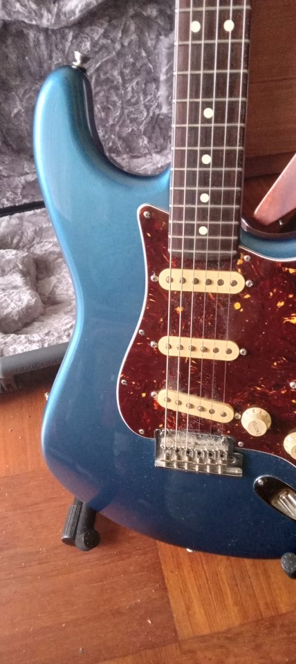 Estratocaster pro 2 rosewood nek