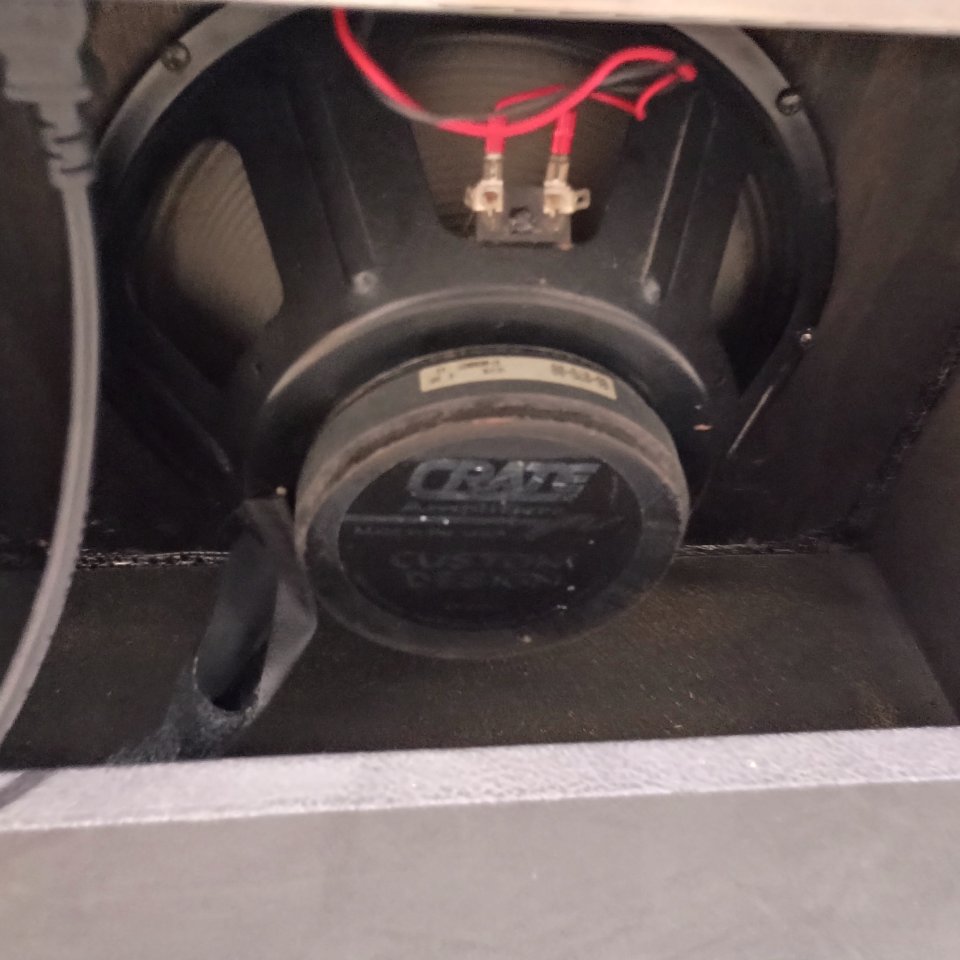 Amplificador Crate GFX65 de segunda mano · Foto 6 de 6 · Málaga · 150 €