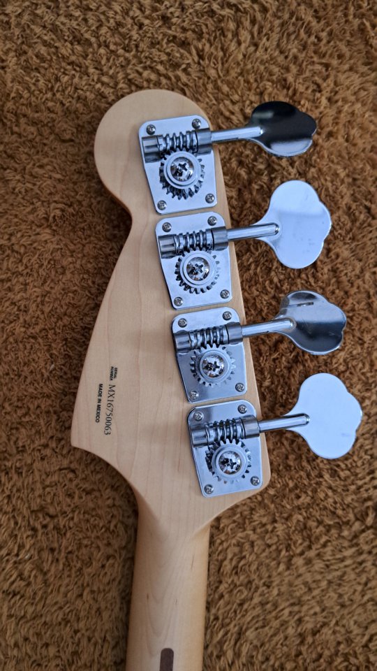 Bajo Fender Mustang PJ