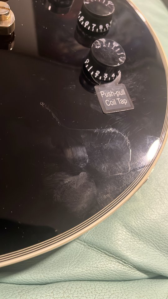 Cambio LTD EC256 impecable con Seymour Duncan. Cambio por superstrato de segunda mano · Foto 3 de 6 · Ciudad Real