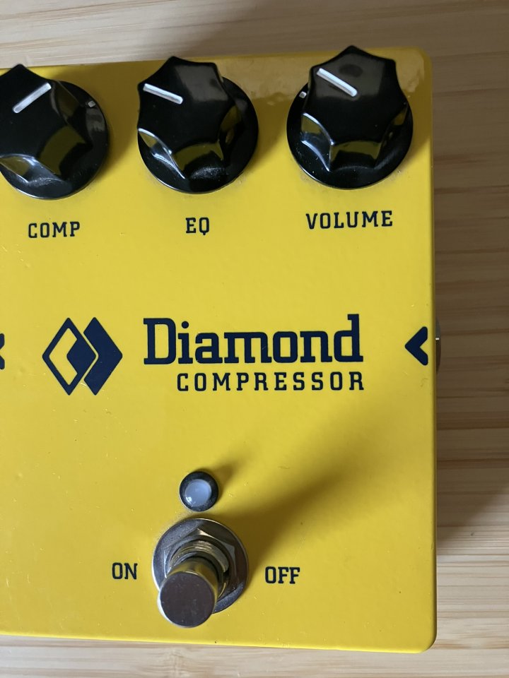 Pedal compresor Diamond CPR-1 como nuevo de segunda mano · Foto 4 de 10 · Madrid · 380 €