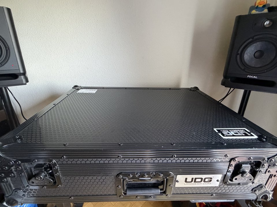 Denon Prime 4 Plus + accesorios de segunda mano · Foto 8 de 10 · Madrid · 2200 €