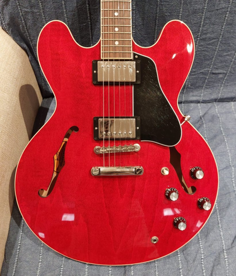GIBSON ES-335 Sixties 60's Cherry de segunda mano · Foto 1 de 10 · Madrid · 2550 €