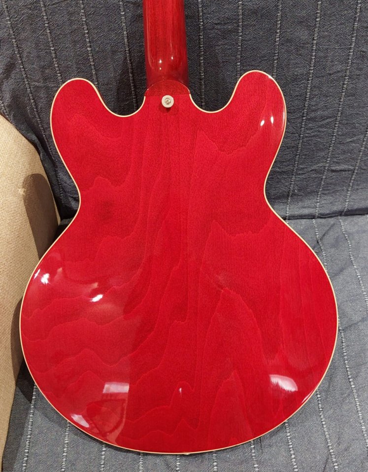 GIBSON ES-335 Sixties 60's Cherry de segunda mano · Foto 2 de 10 · Madrid · 2550 €