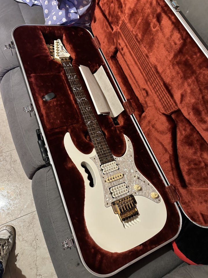 Ibanez jem 7V wh made in japan