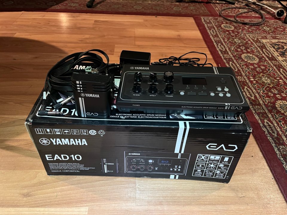 Yamaha EAD10 de segunda mano · Foto 4 de 8 · Sevilla · 425 €