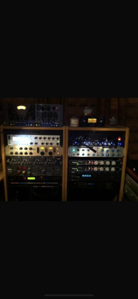 Rack de estudio inclinado OMNIRAX , de madera, con ruedas 140€ de segunda mano · Foto 3 de 3 · Madrid · 140 €