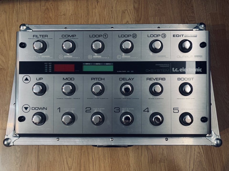 Multiefectos TC Electronic G-System de segunda mano · Foto 3 de 5 · Sevilla · 510 €