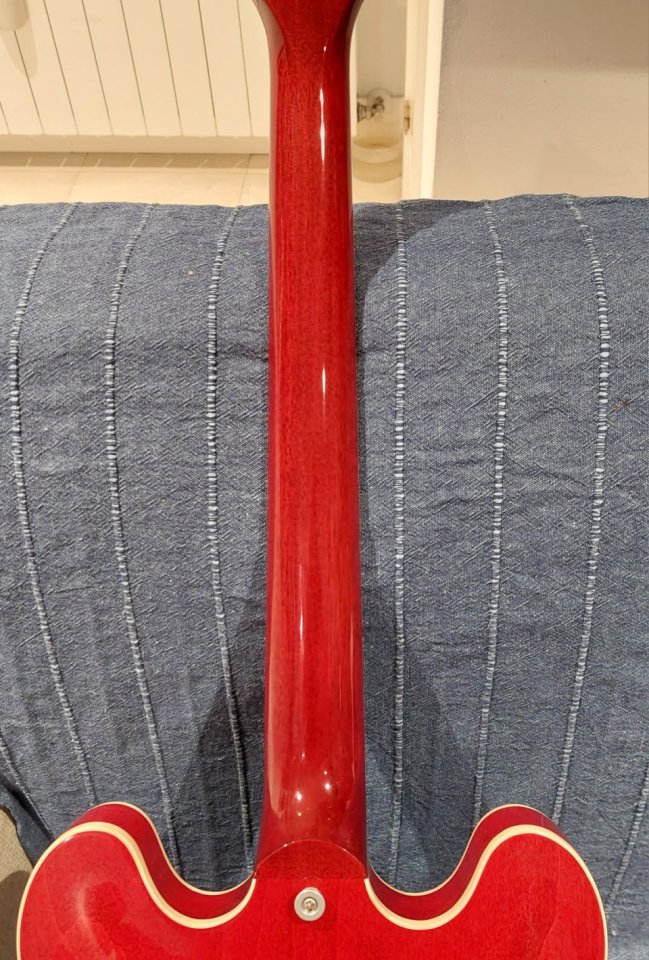 GIBSON ES-335 Sixties 60's Cherry de segunda mano · Foto 6 de 10 · Madrid · 2550 €