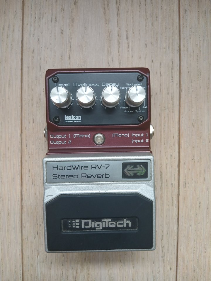 Digitech / Hardwire RV-7 Stereo Reverb de segunda mano · Foto 1 de 6 · Asturias · 200 €
