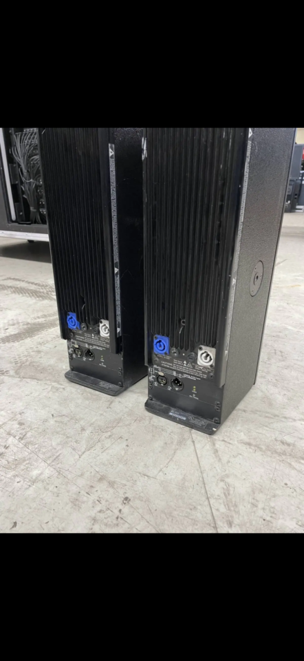 2 Meyer Sound UPM-1P de segunda mano · Foto 3 de 4 · Murcia · 1600 €