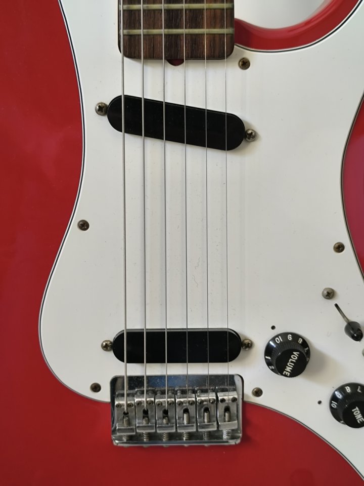 Fender Bullet Deluxe USA 1981 con estuche original