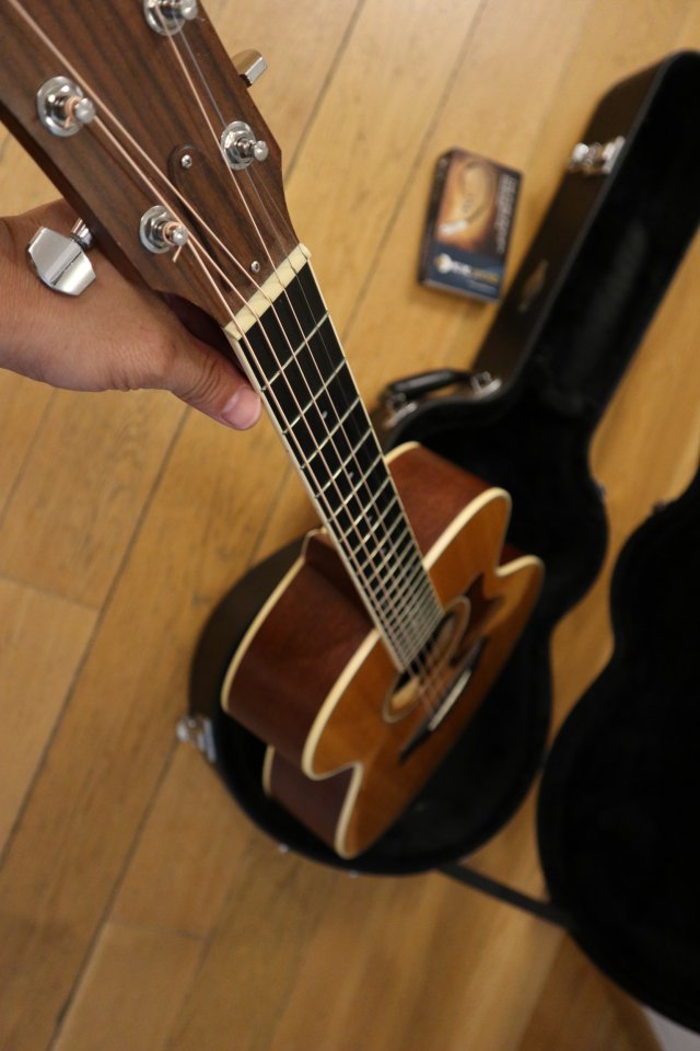 Acústica TAYLOR GC-3 con K&K Pure Mini (Made in USA) de segunda mano · Foto 7 de 8 · Málaga · 1195 €