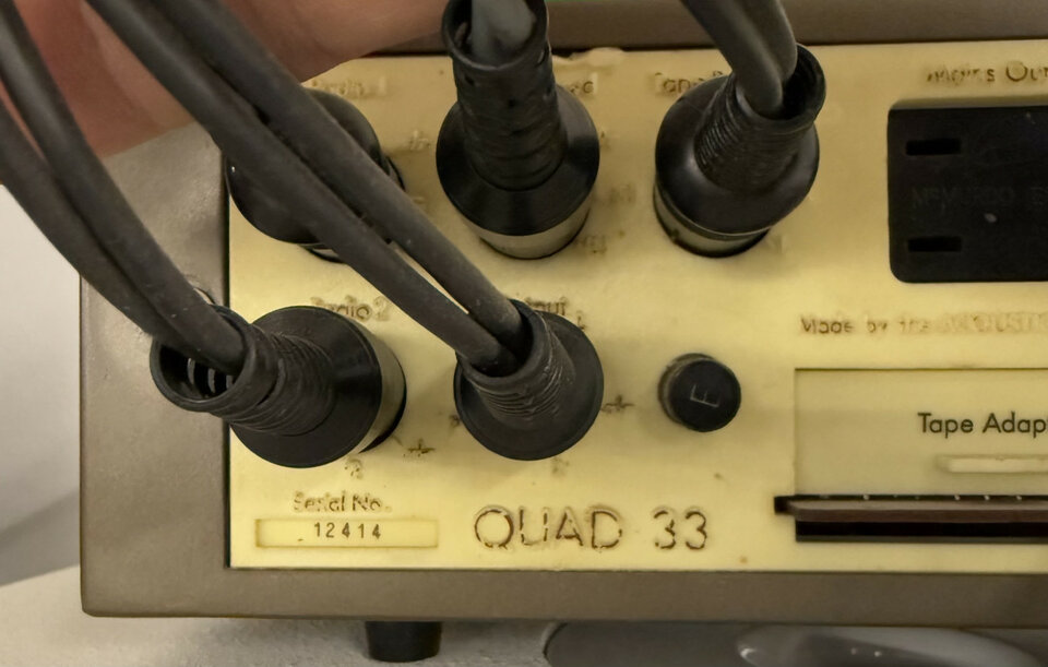 Previo /preamplificador Quad 33