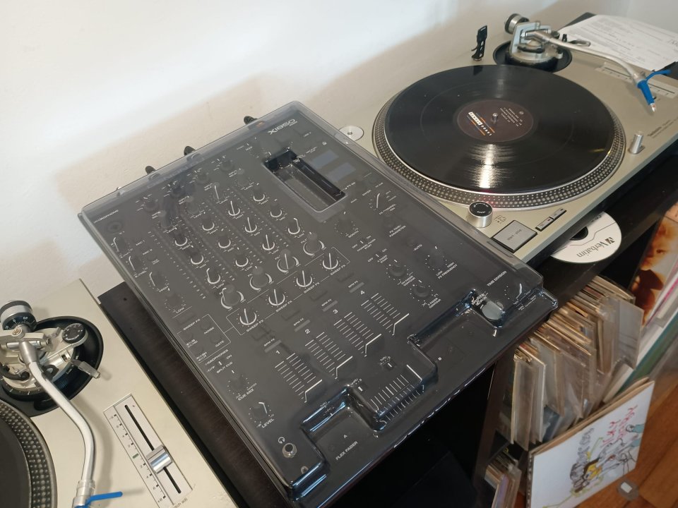 Denon x1850 Prime de segunda mano · Foto 3 de 7 · Pontevedra · 950 €