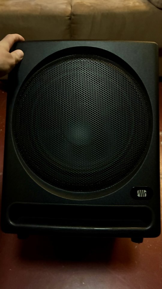 Presonus Temblor T10 - Sub + Footswich de regalo de segunda mano · Foto 1 de 6 · Albacete · 240 €